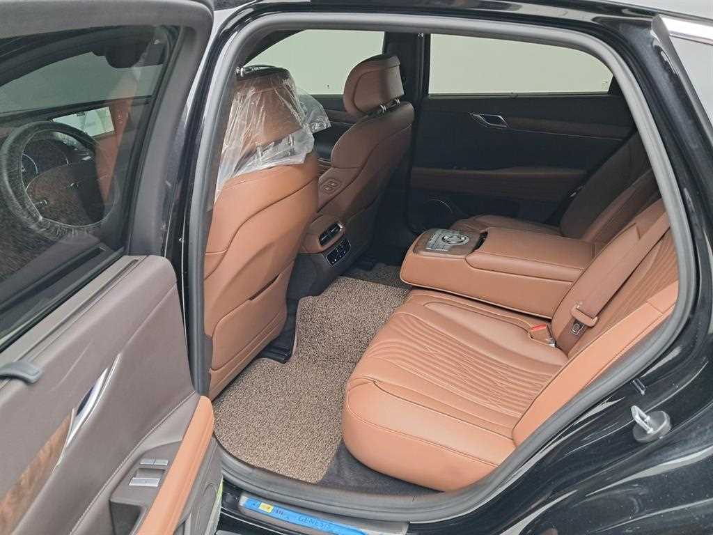 Genesis G80 - Vista 12