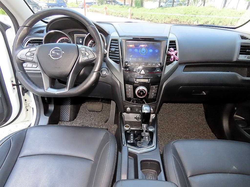 Ssangyong Tivoli - Vista 7