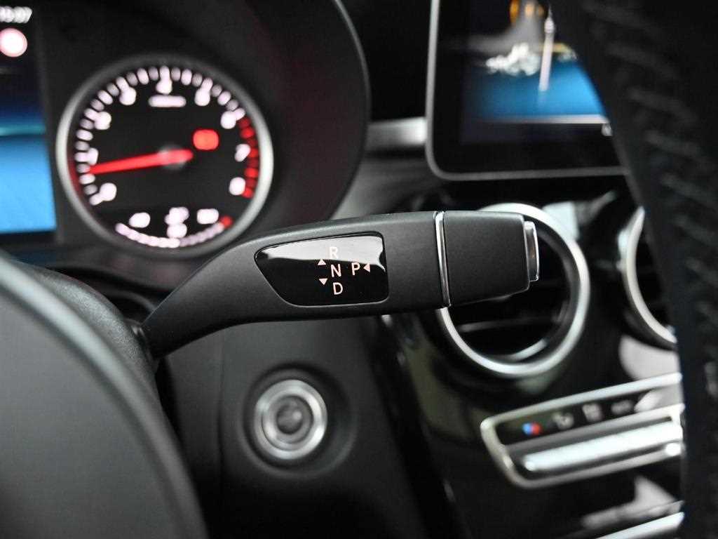 Mercedes Benz C Class - Vista 9