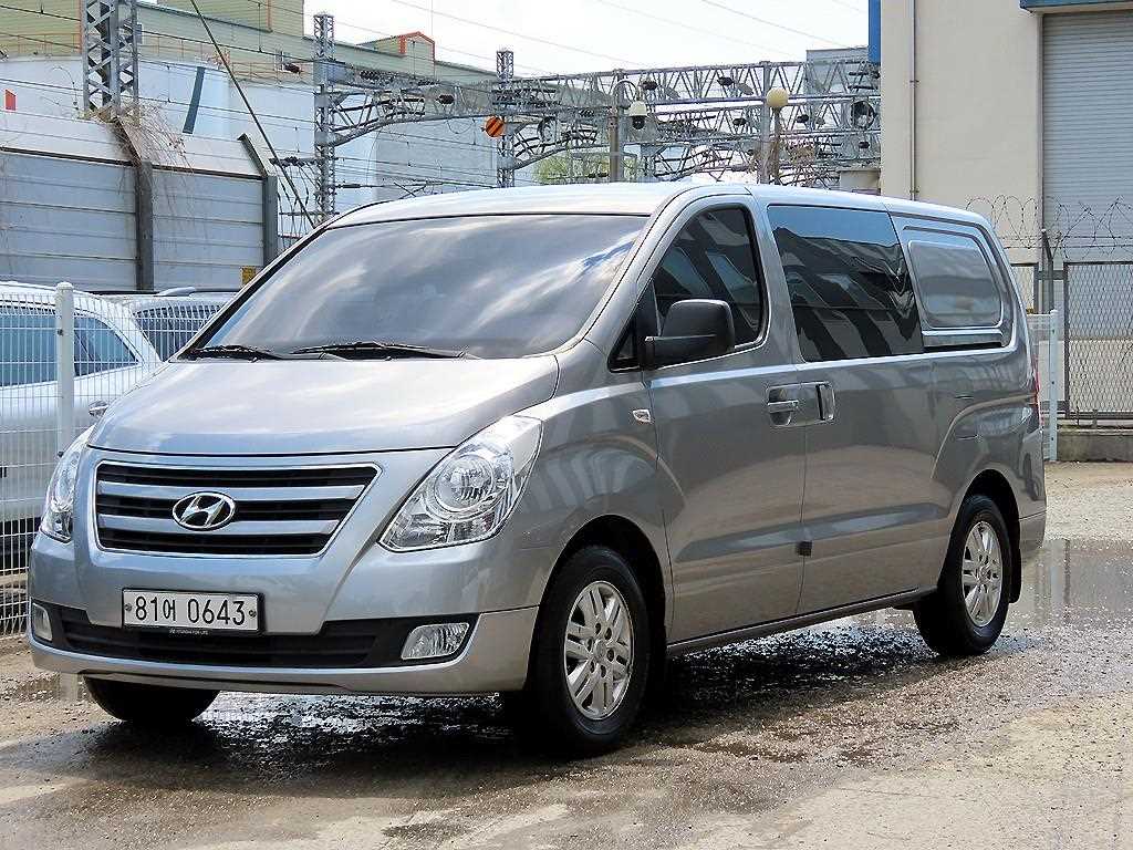 HYUNDAI Starex 2018 Gris - Importación desde Corea - HF Imports Iquique - Foto 1