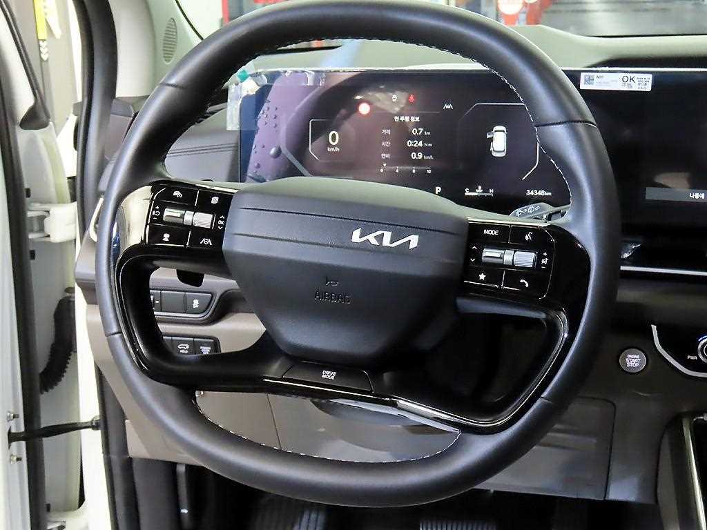 KIA Carnival - Vista 8