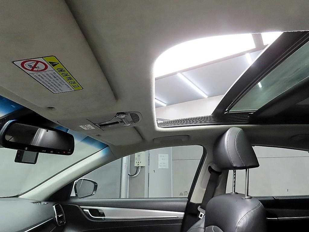 HYUNDAI Grandeur 2019 Blanco - Importación desde Corea - HF Imports Iquique - Foto 17