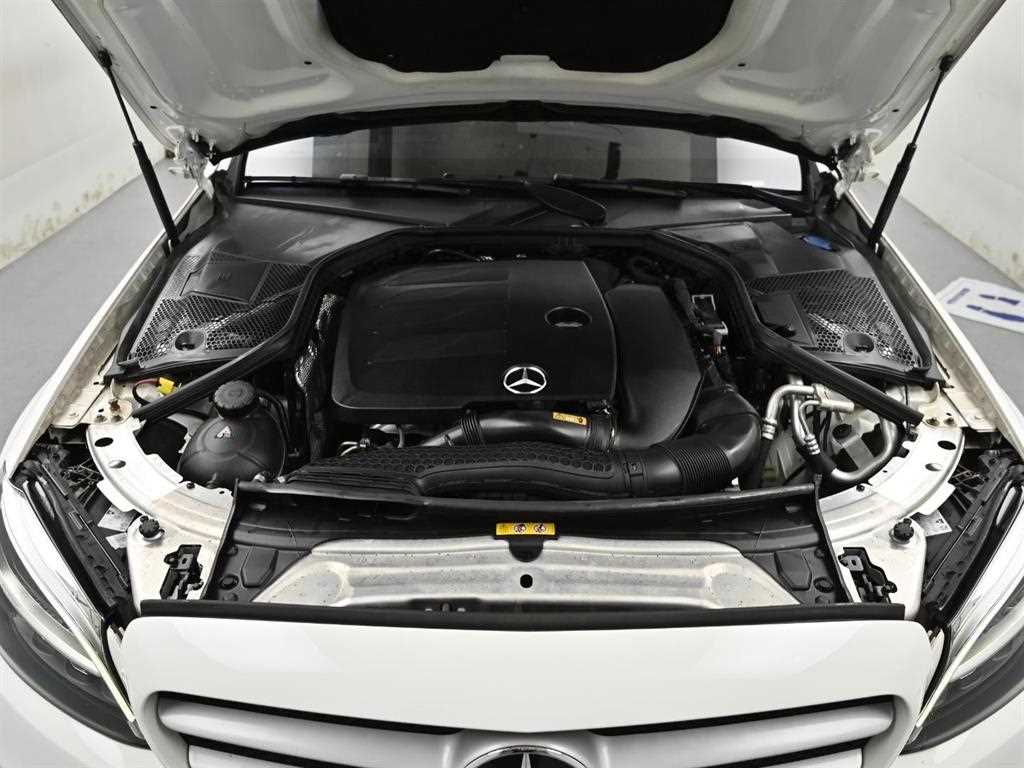Mercedes Benz C Class - Vista 6