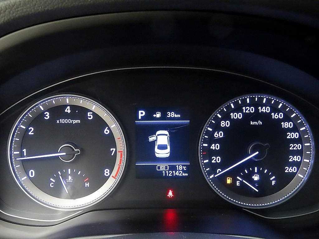 HYUNDAI Grandeur - Vista 8