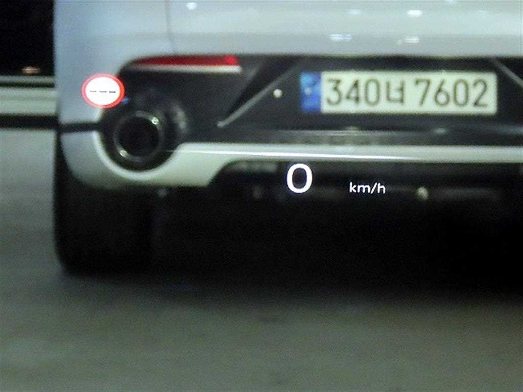 Genesis G90 2023 Gris - Importación desde Corea - HF Imports Iquique - Foto 13