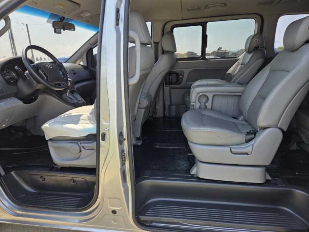 HYUNDAI Starex 2017 - Importación desde Corea - HF Imports Iquique - Foto 19