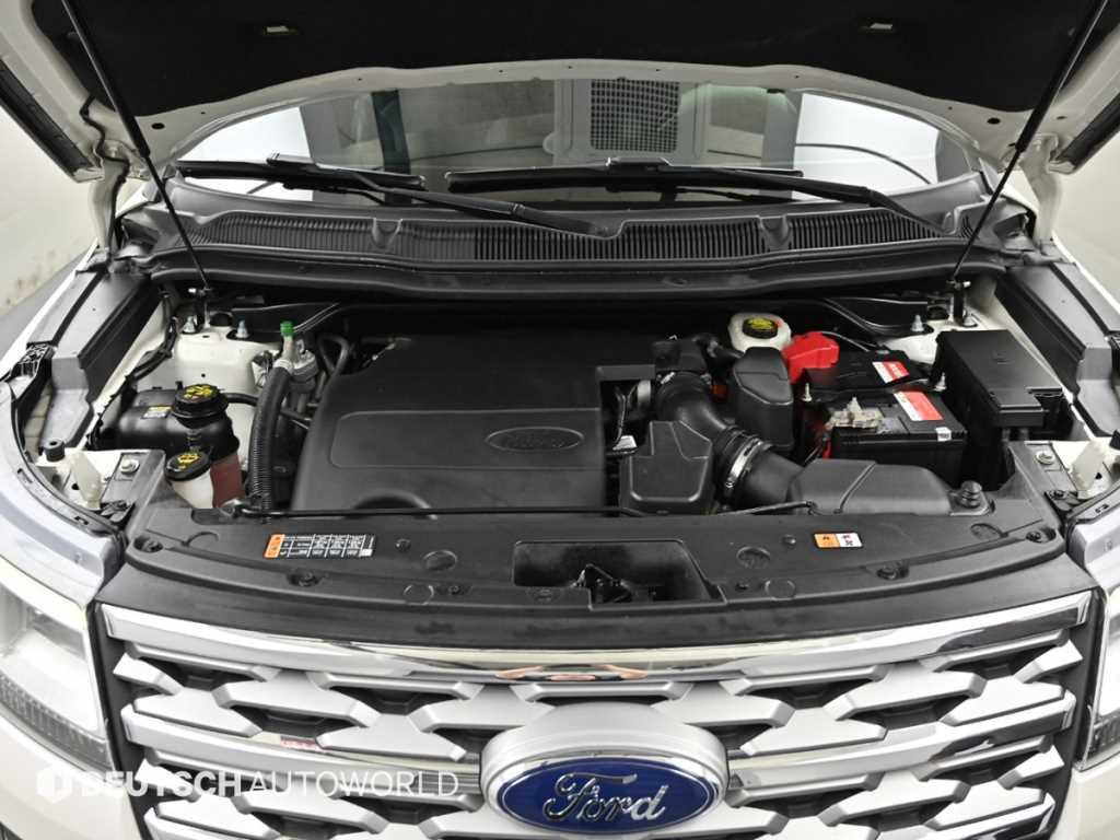 Ford Explorer - Vista 6