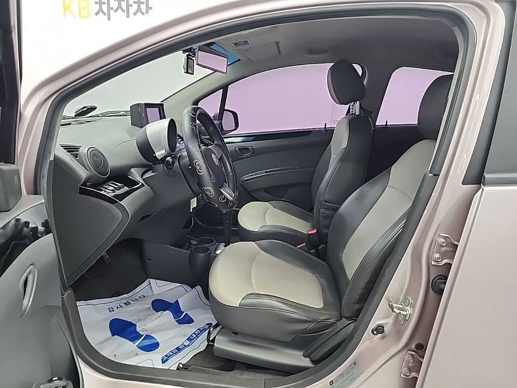 Chevrolet Spark - Vista 11