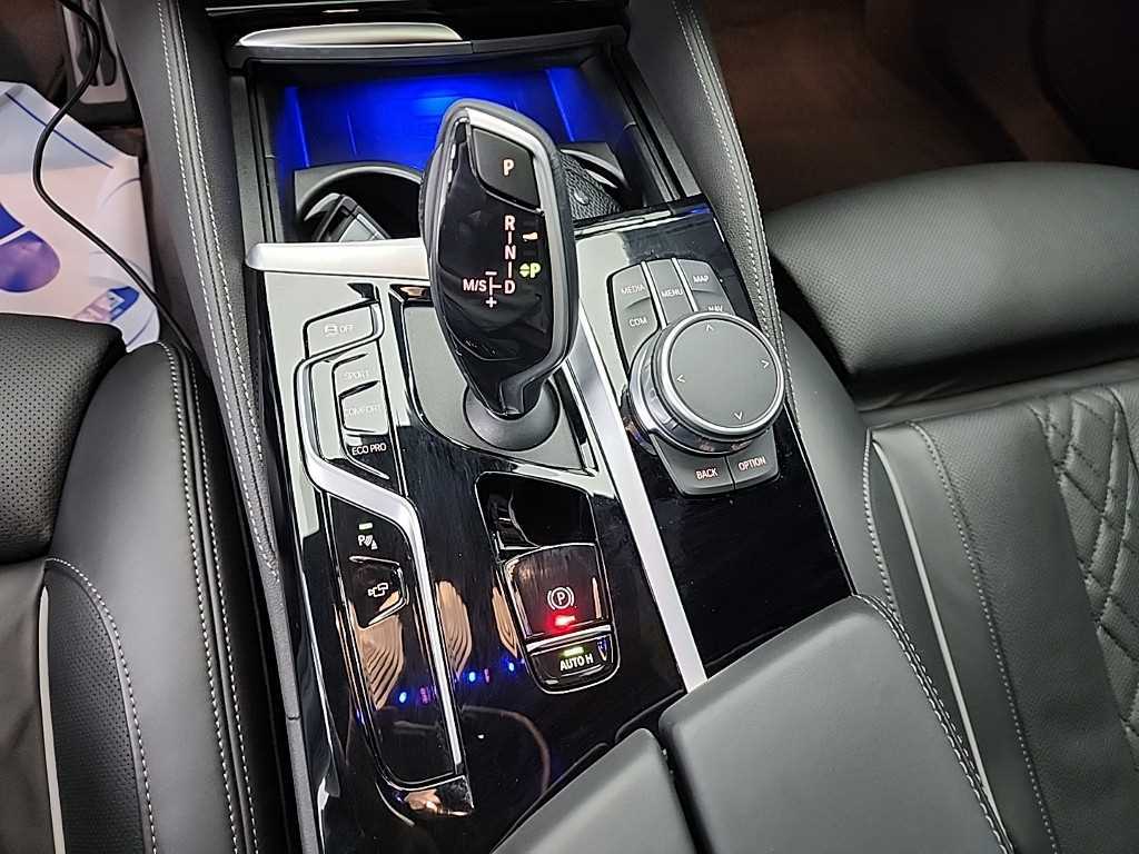 BMW 5 Series - Vista 8