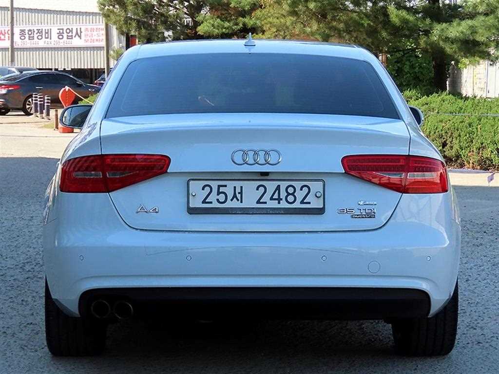 Audi A4 - Vista 4