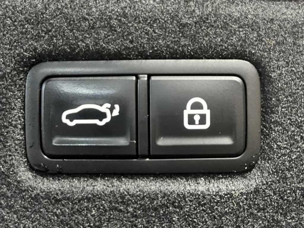 KIA K9 - Vista 6