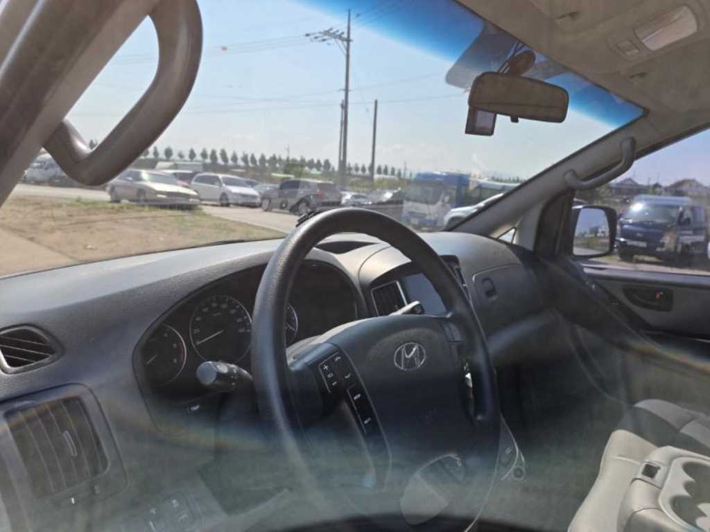 HYUNDAI Starex 2017 - Importación desde Corea - HF Imports Iquique - Foto 15