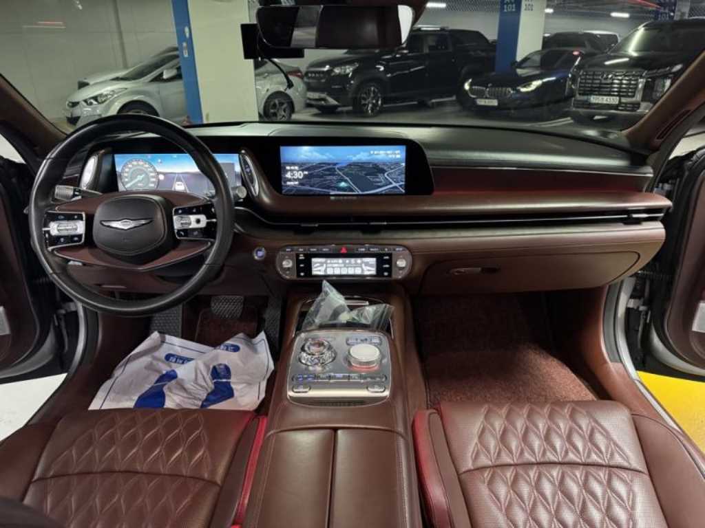 Genesis G90 - Vista 6