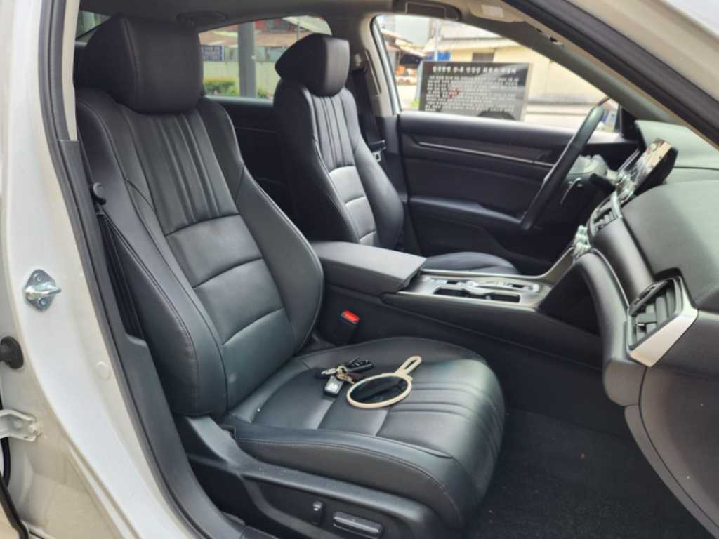 Honda Accord - Vista 5