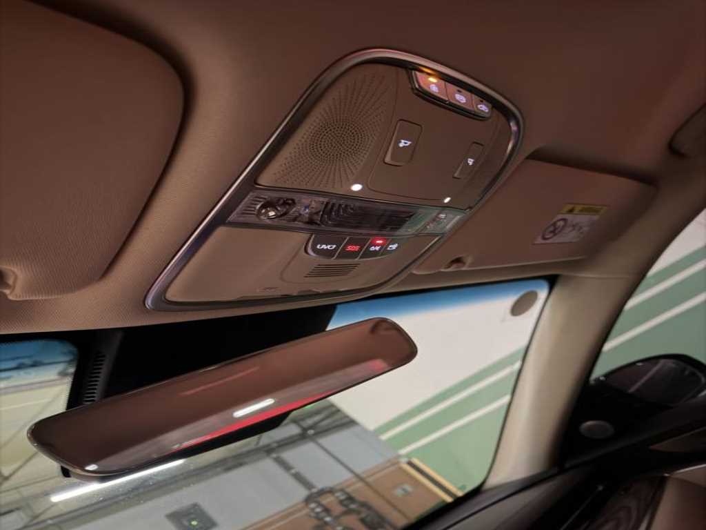 KIA K9 - Vista 7