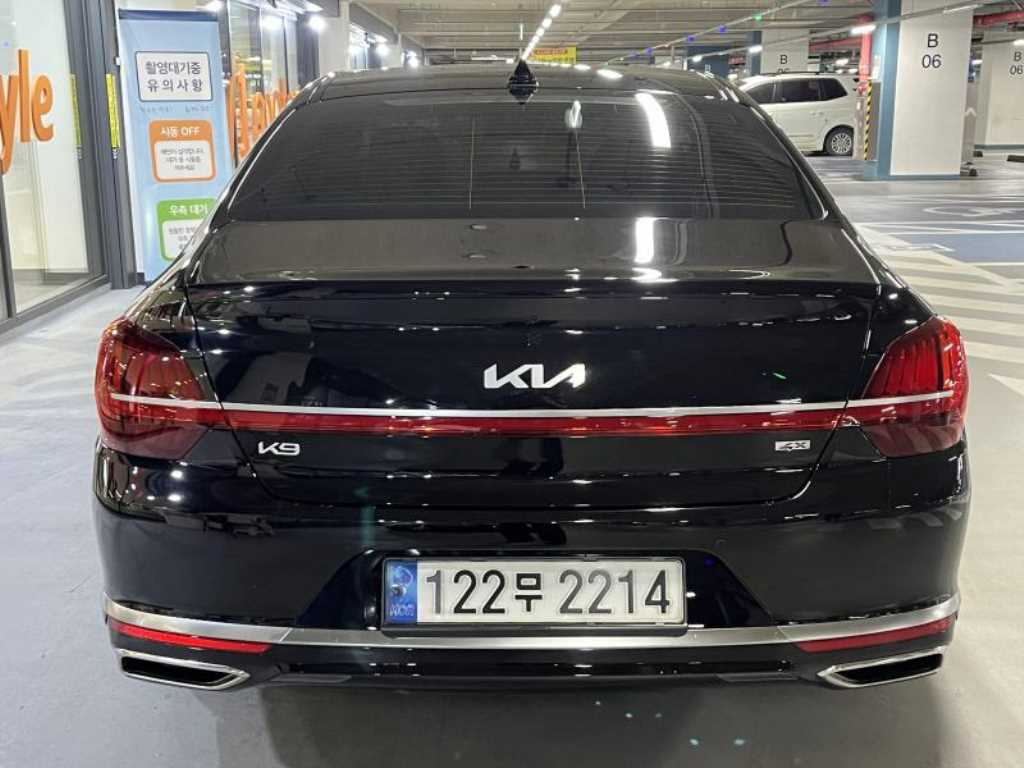 KIA K9 - Vista 5