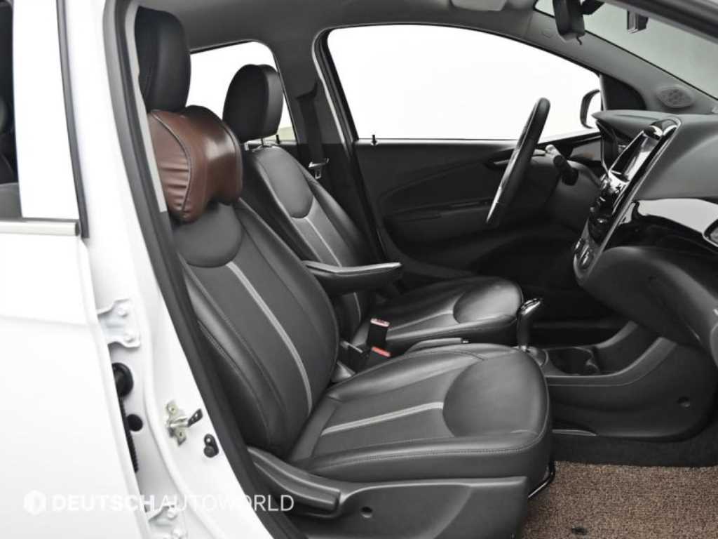 Chevrolet Spark - Vista 10