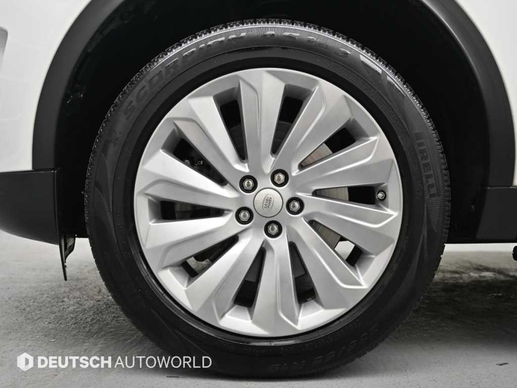 Land Rover Discovery Sports - Vista 5