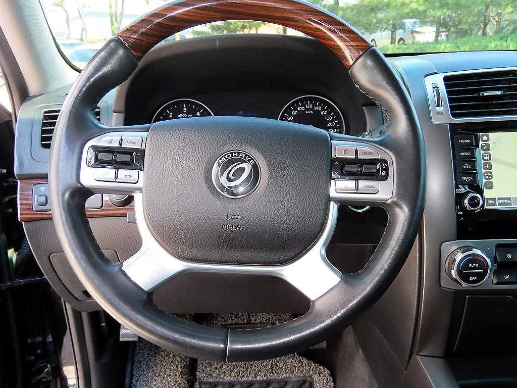 KIA Mohave - Vista 8