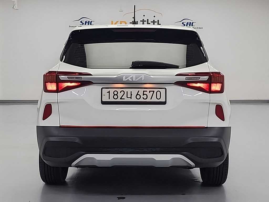 KIA Seltos - Vista 3
