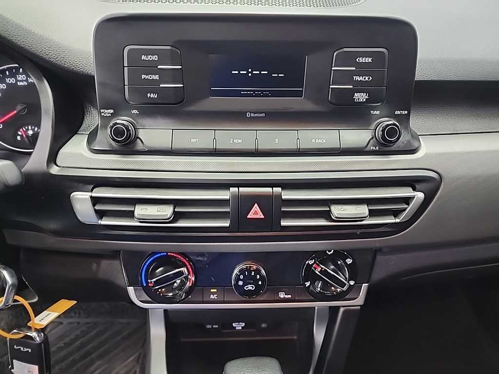 KIA Seltos - Vista 10