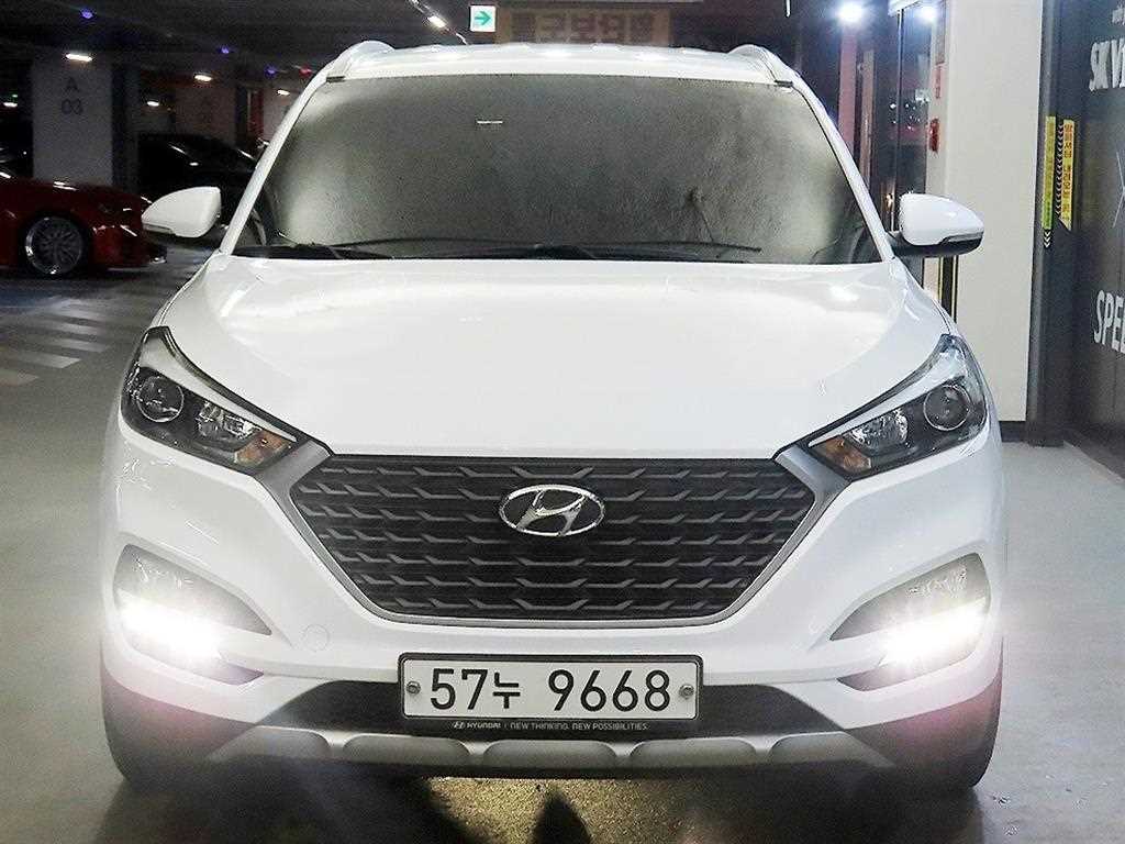 HYUNDAI Tucson - Vista 2