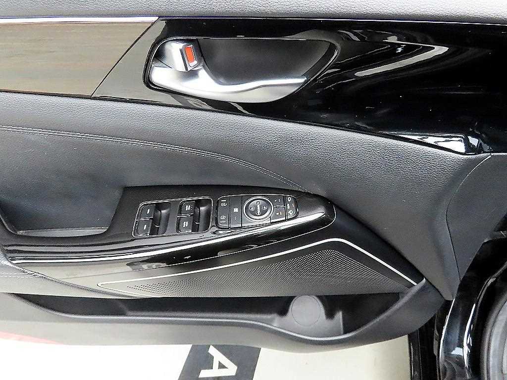 KIA K7 - Vista 11