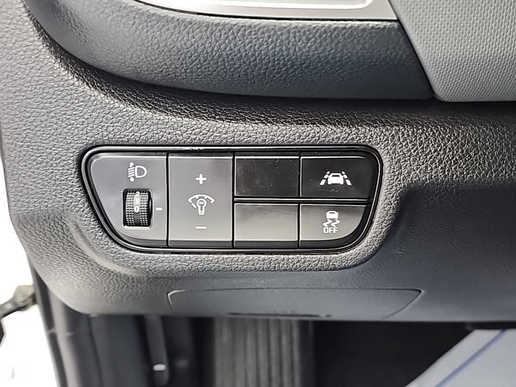 KIA Seltos 2023 Blanco - Importación desde Corea - HF Imports Iquique - Foto 17