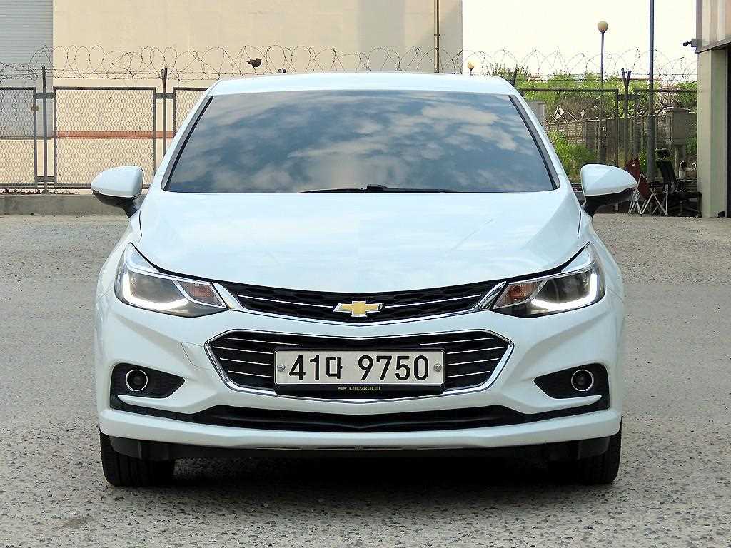 Chevrolet Cruise 2017 Blanco - Importación desde Corea - HF Imports Iquique - Foto 1