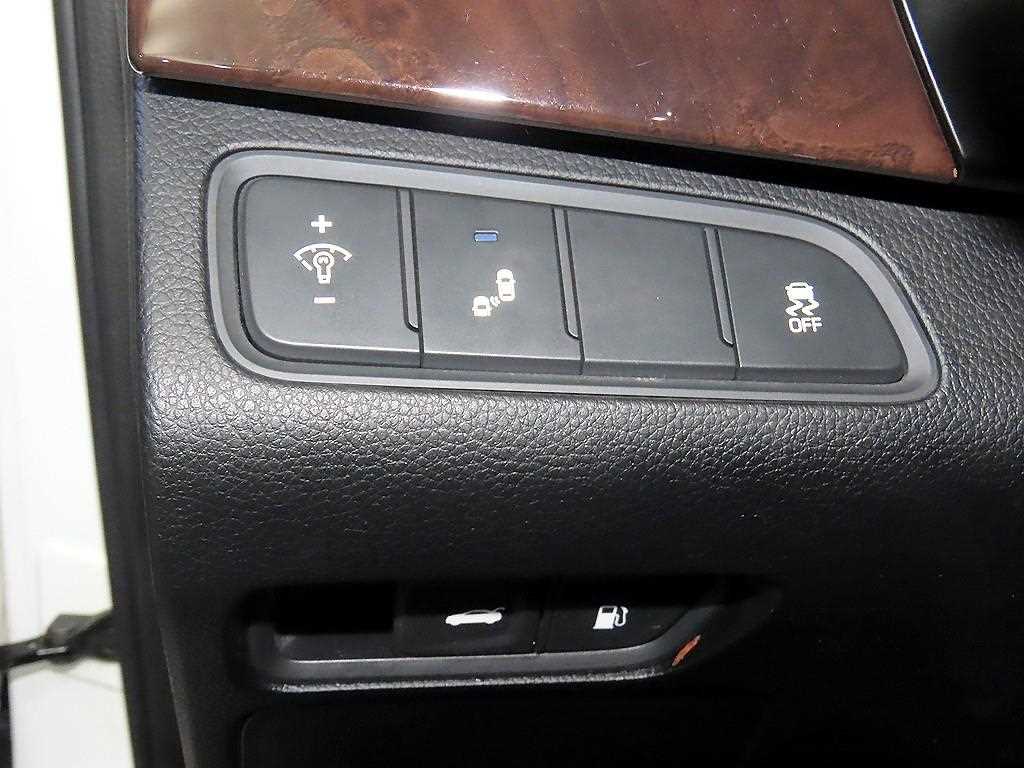 HYUNDAI Aslan 2015 Blanco - Importación desde Corea - HF Imports Iquique - Foto 13