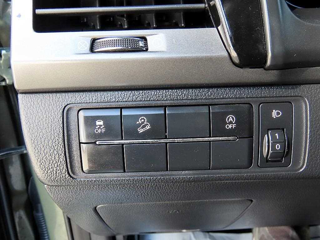 Ssangyong Rexton 2023 Verde - Importación desde Corea - HF Imports Iquique - Foto 13