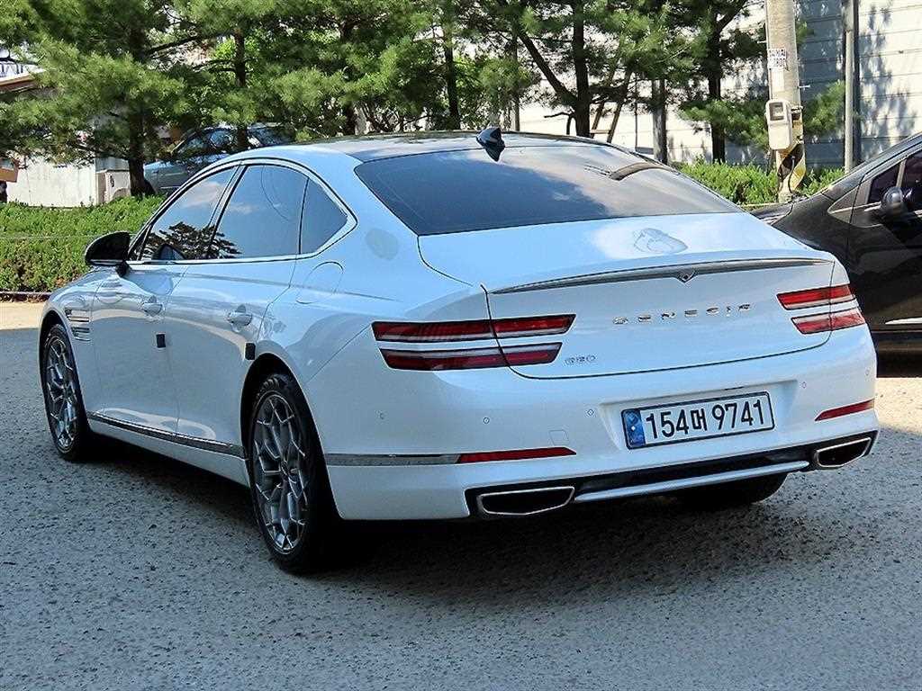 Genesis G80 - Vista 3
