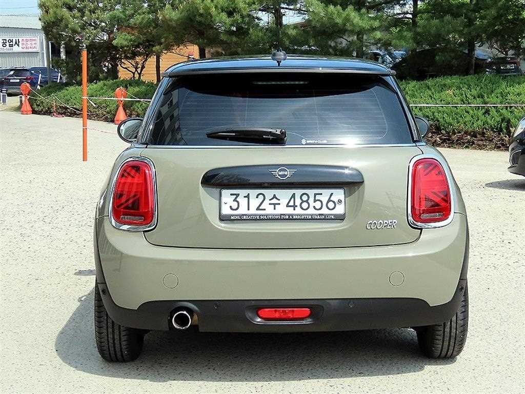 Mini Cooper - Vista 4