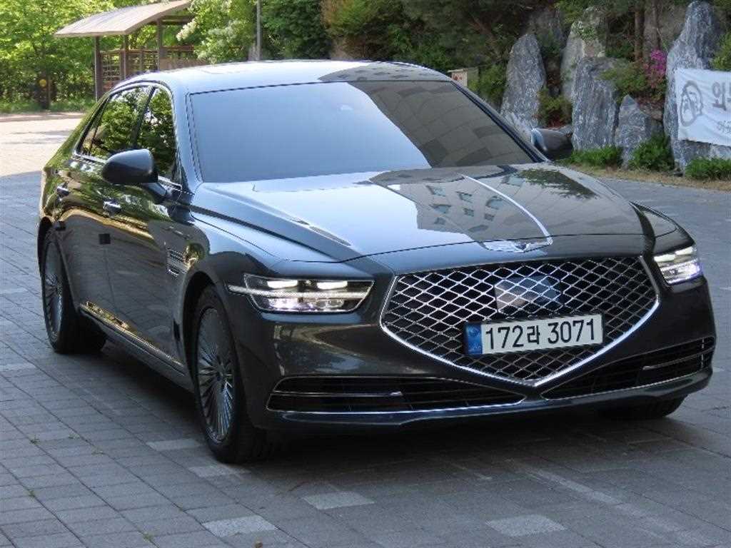 Genesis G90 - Vista 2
