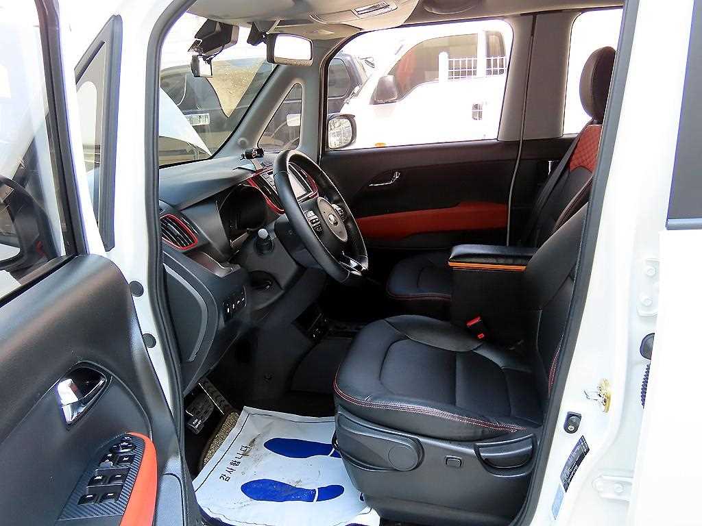 KIA Ray - Vista 5