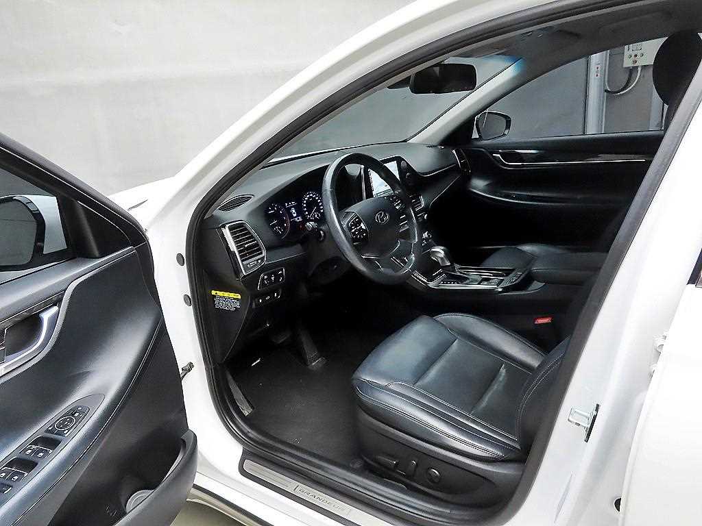 HYUNDAI Grandeur - Vista 5