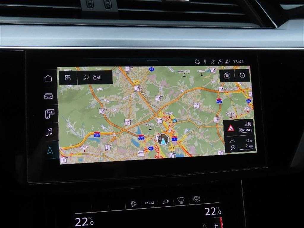 Audi e-Tron - Vista 8