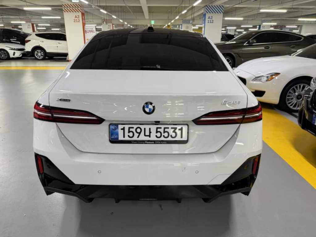 BMW 5 Series - Vista 4