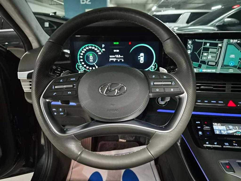 HYUNDAI Grandeur - Vista 8