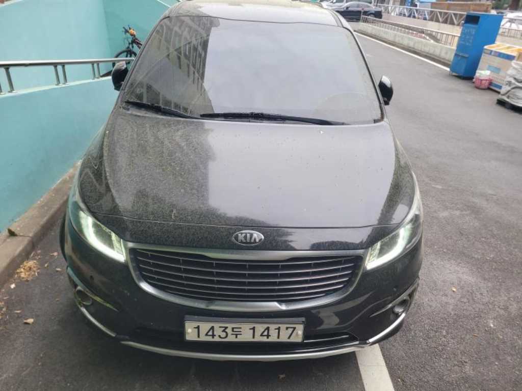 KIA Carnival - Vista 2