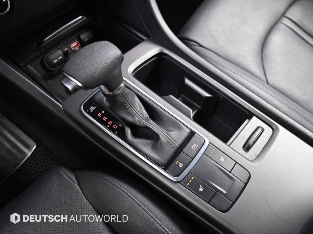 KIA K5 - Vista 9