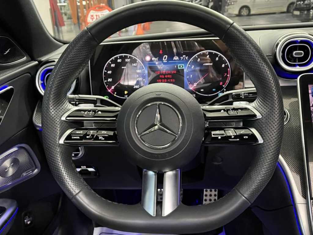 Mercedes Benz C Class - Vista 11