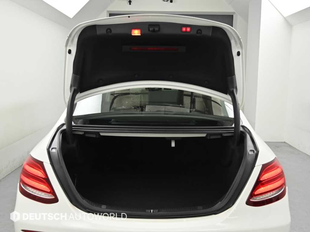 Mercedes Benz E class 2017 Blanco - Importación desde Corea - HF Imports Iquique - Foto 19
