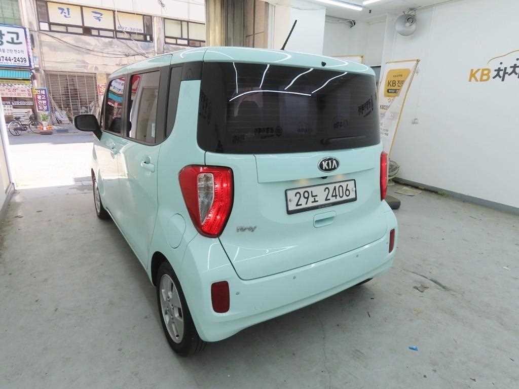 KIA Ray - Vista 4