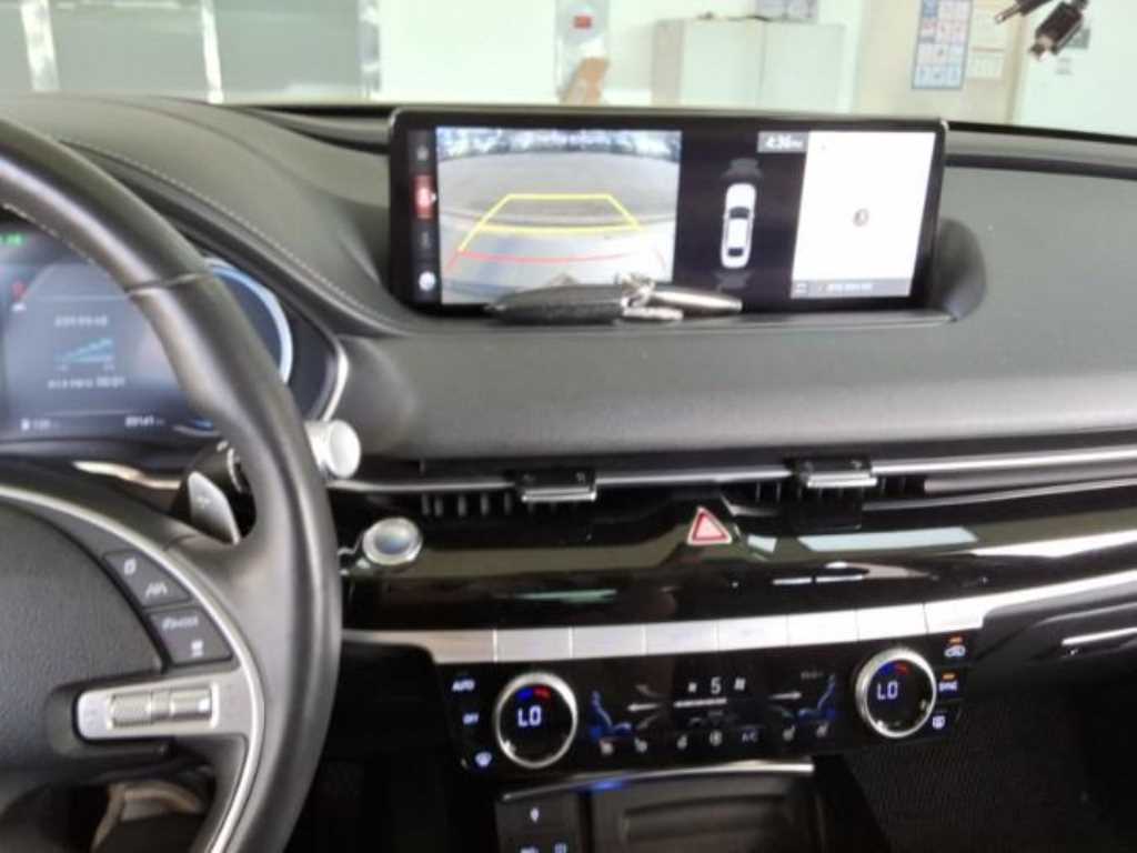 Genesis G80 - Vista 7