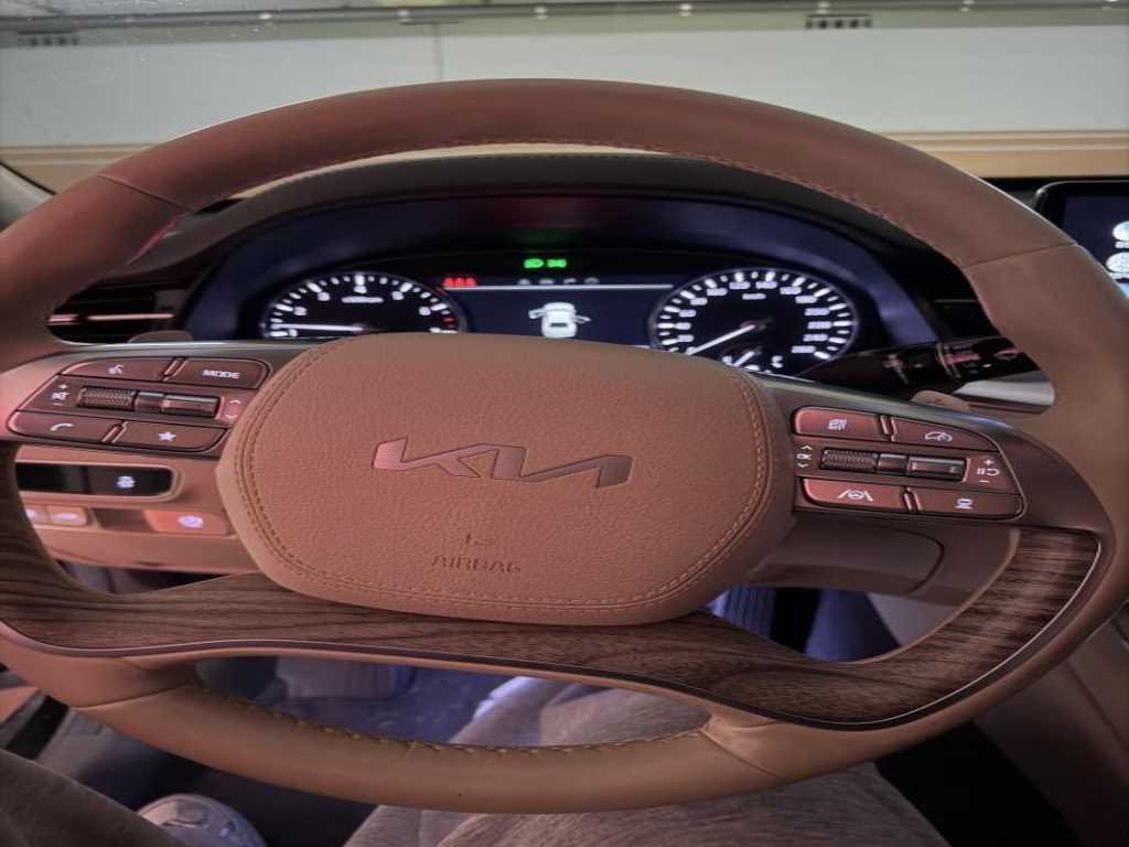 KIA K9 - Vista 12