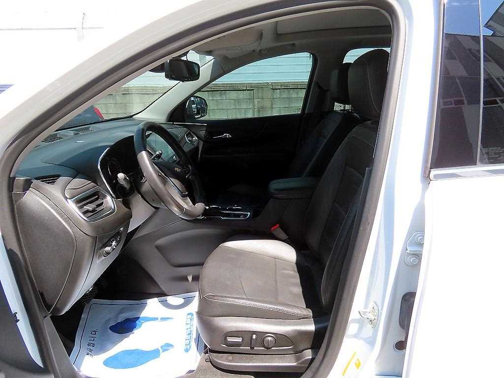 Chevrolet Equinox - Vista 5