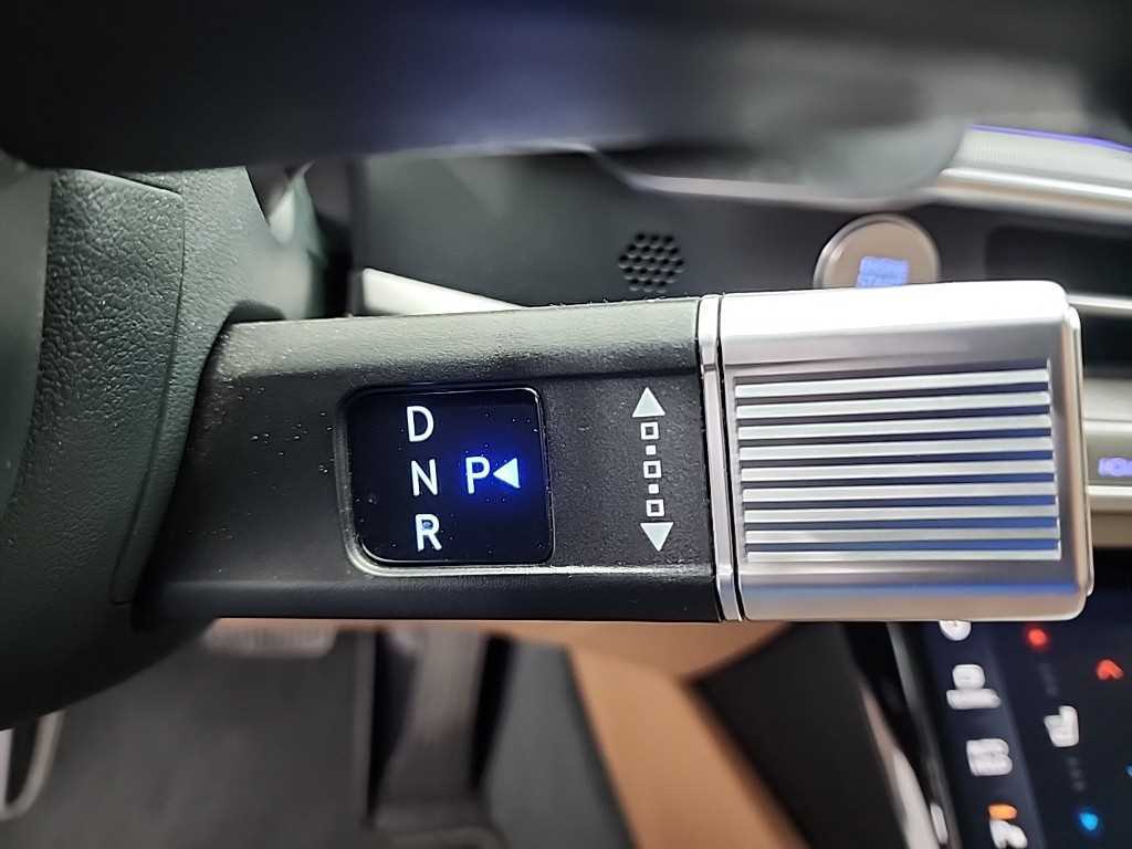 HYUNDAI Grandeur - Vista 8