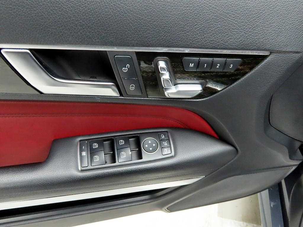 Mercedes Benz E class 2015 Gris - Importación desde Corea - HF Imports Iquique - Foto 18