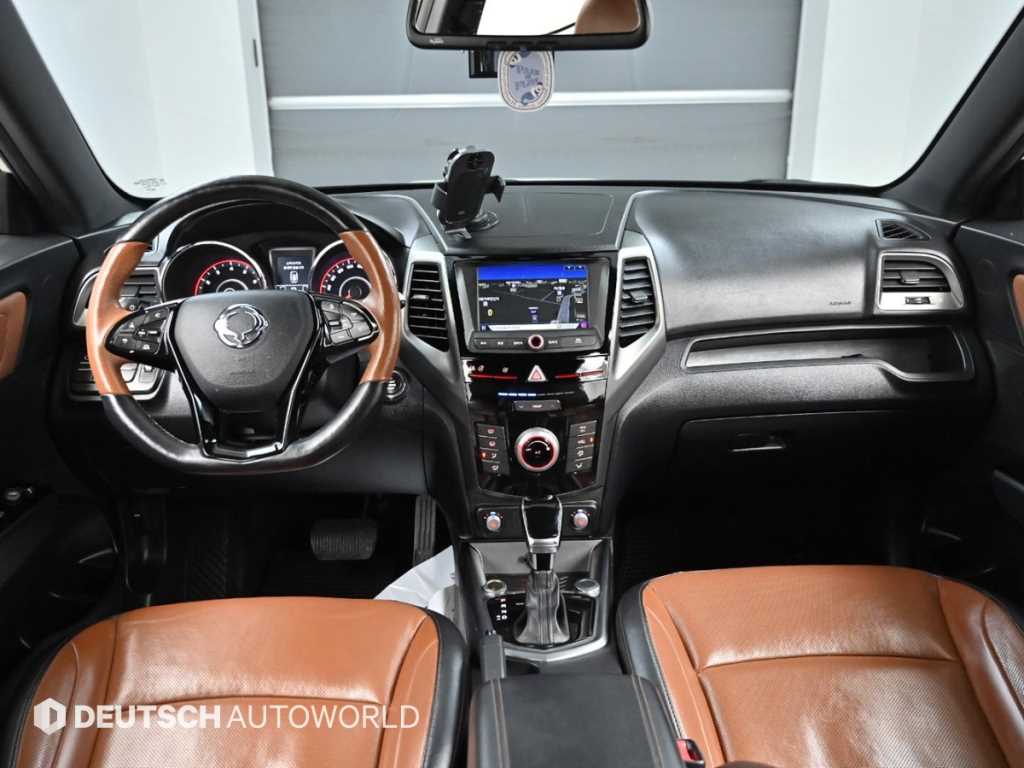Ssangyong Tivoli - Vista 7